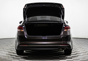 Подержанный автомобиль Kia Optima Sedan 2016 года (14 фото)