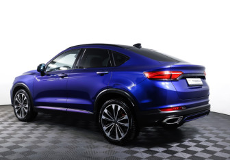 Подержанный автомобиль Geely Tugella 2022 года (7 фото)