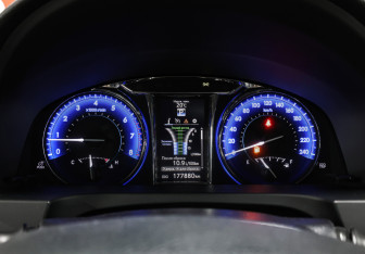 Подержанный автомобиль Toyota Camry Sedan 2014 года (13 фото)