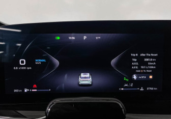 Подержанный автомобиль Exeed RX 2023 года (11 фото)