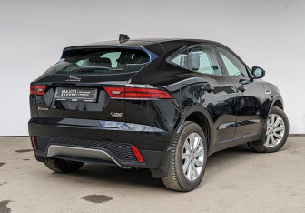 Подержанный автомобиль Jaguar E-Pace 2020 года (3 фото)