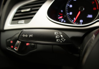 Подержанный автомобиль Audi A4 Sedan 2013 года (13 фото)