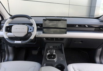 Подержанный автомобиль Jetour Dashing 2023 года (14 фото)