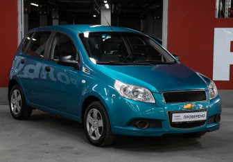 Подержанный автомобиль Chevrolet Aveo Hatchback 2008 года (3 фото)