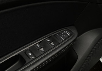 Подержанный автомобиль Renault Arkana 2021 года (19 фото)