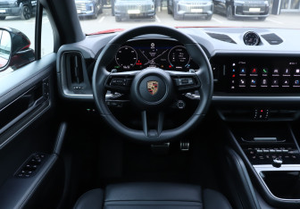 Новый Porsche Cayenne 2025 (22 фото)