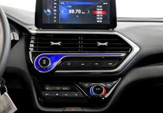 Подержанный автомобиль Changan Alsvin 2023 года (15 фото)