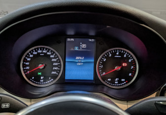 Подержанный автомобиль Mercedes-Benz GLC Coupe 2021 года (16 фото)