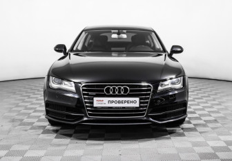 Подержанный автомобиль Audi A7 2014 года (2 фото)