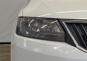 Подержанный автомобиль Skoda Rapid Liftback 2019 года (16 фото)