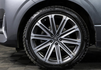 Подержанный автомобиль Changan UNI-K 2022 года (25 фото)