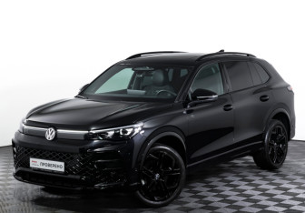 Подержанный автомобиль Volkswagen Tiguan 2025 года (26 фото)