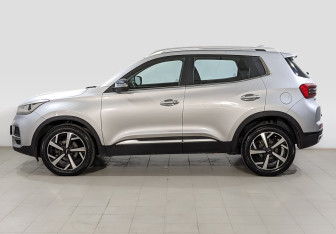 Подержанный автомобиль Chery Tiggo 4 2022 года (8 фото)