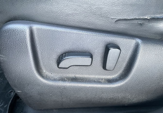 Подержанный автомобиль Nissan X-Trail 2013 года (18 фото)