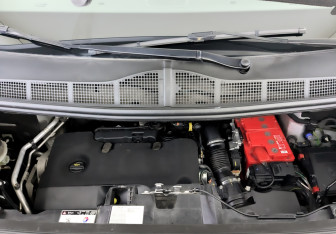 Подержанный автомобиль Peugeot Traveller 2021 года (9 фото)