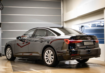 Подержанный автомобиль Audi A6 Sedan 2019 года (6 фото)