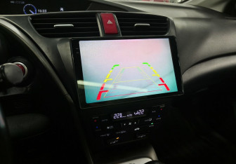 Подержанный автомобиль Honda Civic Hatchback 2013 года (17 фото)