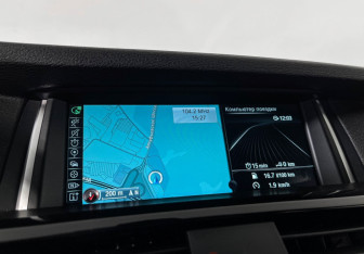 Подержанный автомобиль BMW X4 2016 года (19 фото)