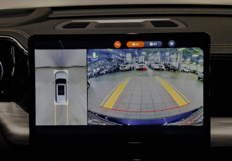 Подержанный автомобиль GAC GS8 2023 года (26 фото)