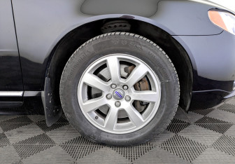 Подержанный автомобиль Volvo S80 2013 года (18 фото)
