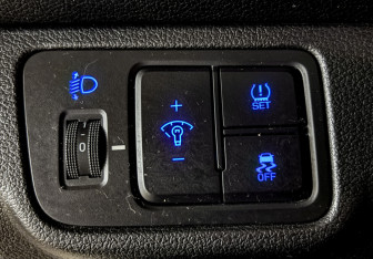 Подержанный автомобиль Hyundai Solaris Sedan 2017 года (22 фото)