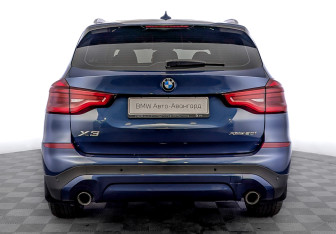 Подержанный автомобиль BMW X3 2020 года (6 фото)
