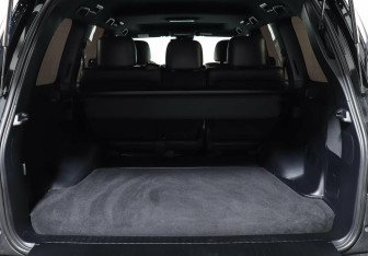 Подержанный автомобиль Toyota Land Cruiser Suv 2019 года (23 фото)