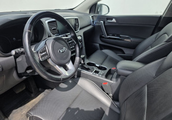 Подержанный автомобиль Kia Sportage 2019 года (9 фото)