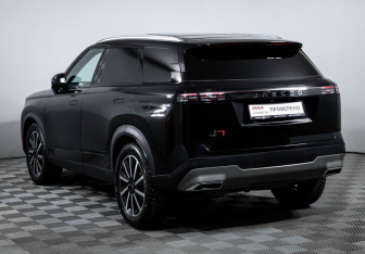 Подержанный автомобиль Jaecoo J7 2023 года (7 фото)