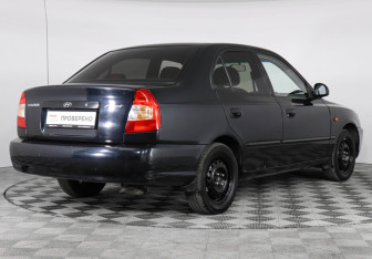 Подержанный автомобиль Hyundai Accent Sedan 2005 года (3 фото)