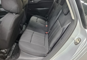 Подержанный автомобиль Citroen C4 Hatchback 2014 года (17 фото)