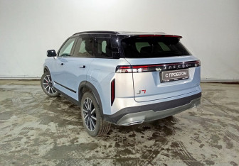 Подержанный автомобиль Jaecoo J7 2023 года (7 фото)