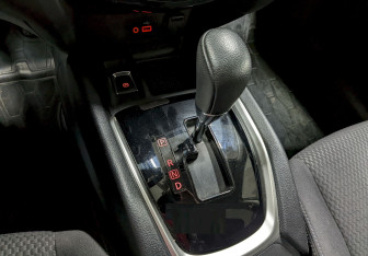 Подержанный автомобиль Nissan X-Trail 2021 года (27 фото)