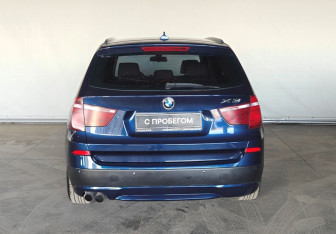 Подержанный автомобиль BMW X3 2011 года (5 фото)