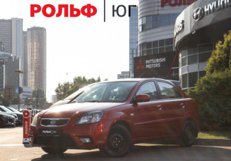 Подержанный автомобиль Kia Rio Sedan 2010 года (1 фото)