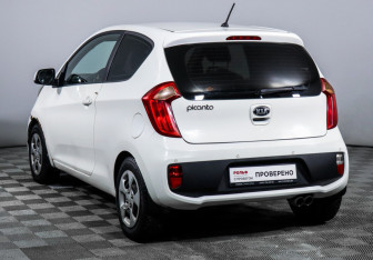 Подержанный автомобиль Kia Picanto 2013 года (7 фото)