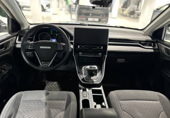 Подержанный автомобиль Haval M6 2023 года (16 фото)