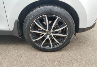Подержанный автомобиль Hyundai ix35 2010 года (11 фото)