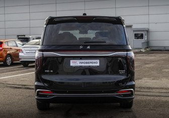 Новый Hongqi HQ9 2025 (8 фото)