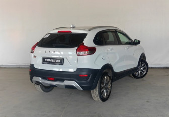 Подержанный автомобиль LADA (ВАЗ) XRAY 2019 года (4 фото)