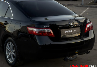 Подержанный автомобиль Toyota Camry Sedan 2008 года (20 фото)