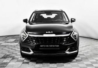 Подержанный автомобиль Kia Sportage 2022 года (2 фото)