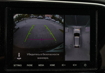 Подержанный автомобиль Mitsubishi Outlander 2021 года (21 фото)