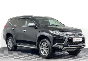 Подержанный автомобиль Mitsubishi Pajero Sport 2019 года (3 фото)