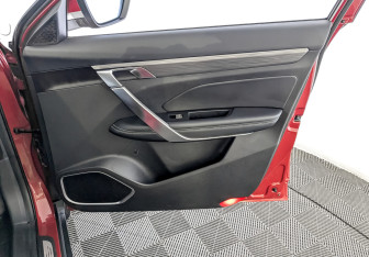 Подержанный автомобиль Geely Atlas Pro 2024 года (25 фото)