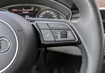 Подержанный автомобиль Audi A4 Sedan 2022 года (27 фото)