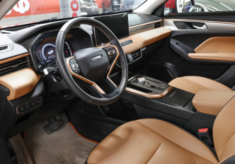 Подержанный автомобиль Haval Jolion 2023 года (15 фото)
