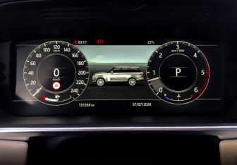 Подержанный автомобиль Land Rover Range Rover 2018 года (13 фото)