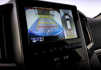 Подержанный автомобиль Toyota Land Cruiser Suv 2019 года (29 фото)