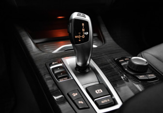 Подержанный автомобиль BMW X3 2014 года (17 фото)